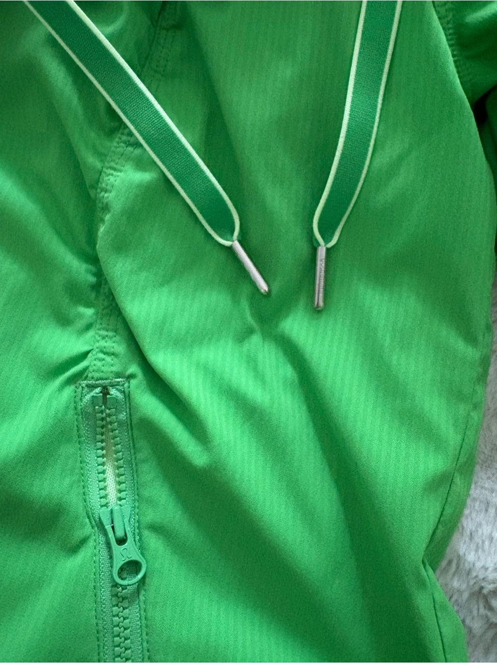lululemon athletica Women's Hooded Zip-Up Jacket in Bright Green - Picture 4 of 4